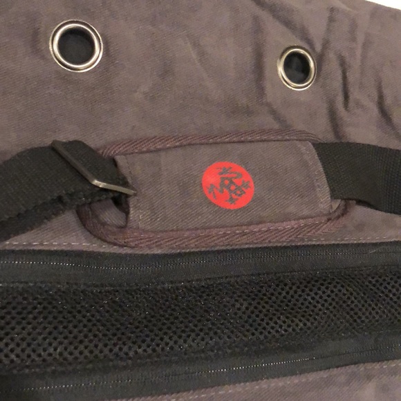 NWT Manduka MatSak Large Yoga Mat Bag Graphite - Picture 11 of 13